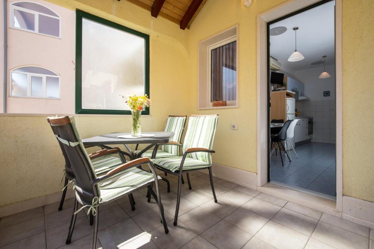 Apartmani Filipic Bol Exteriér fotografie