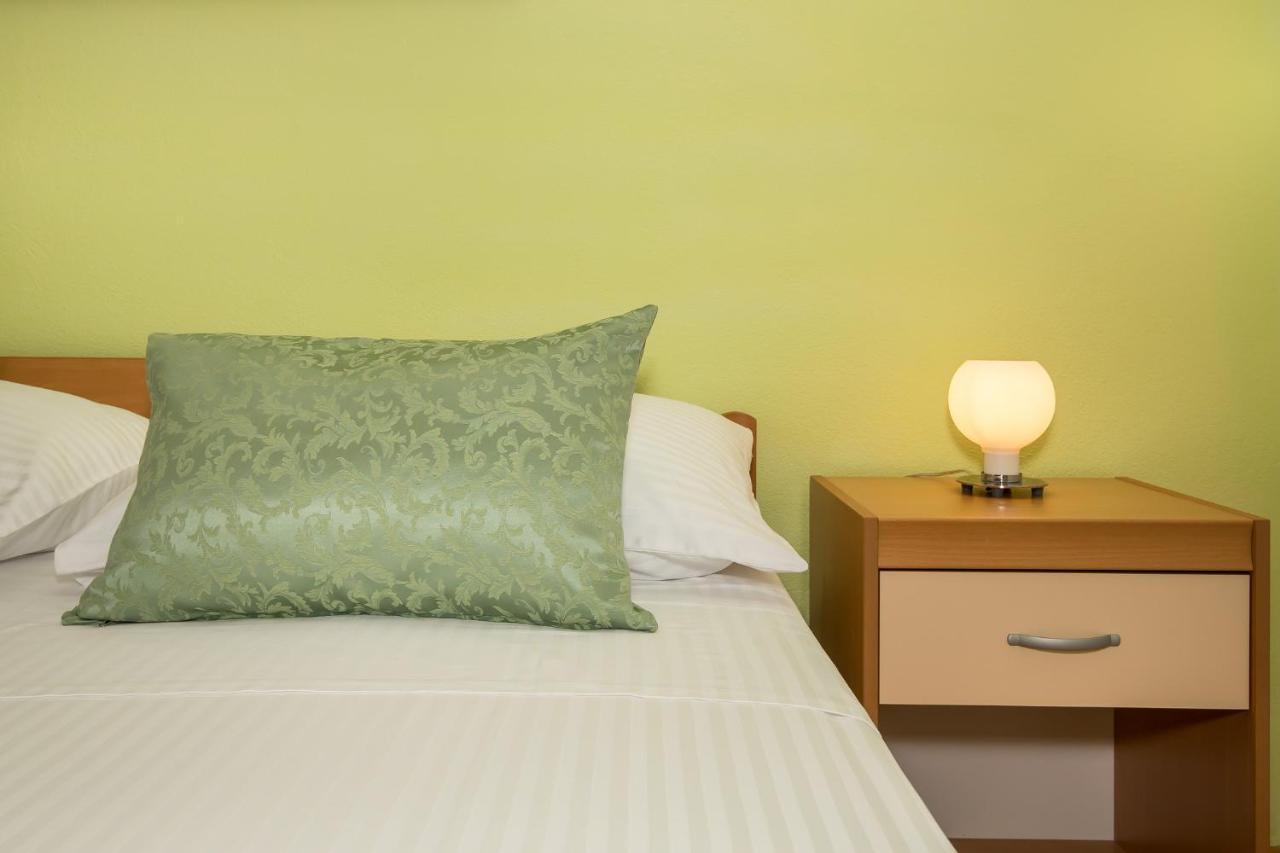 Apartmani Filipic Bol Exteriér fotografie