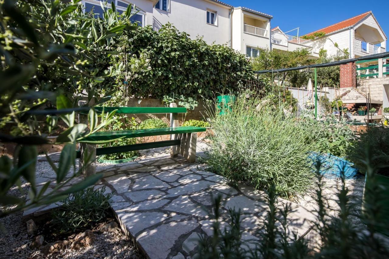 Apartmani Filipic Bol Exteriér fotografie