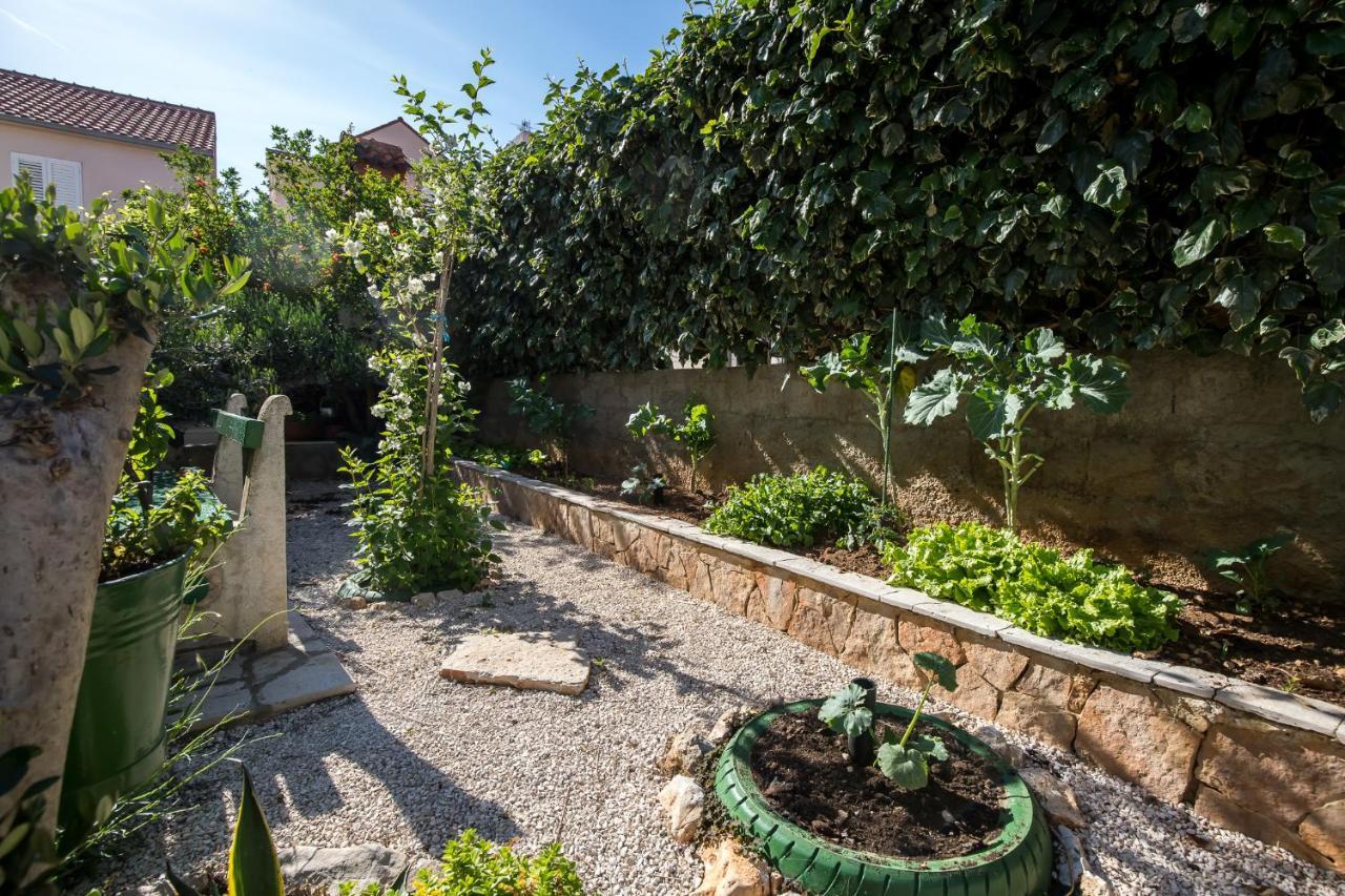 Apartmani Filipic Bol Exteriér fotografie