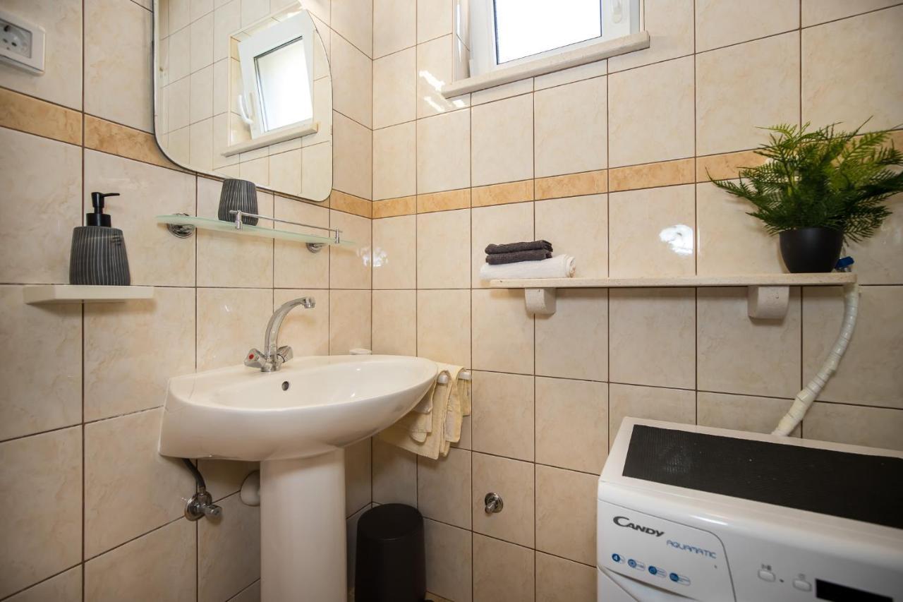 Apartmani Filipic Bol Exteriér fotografie