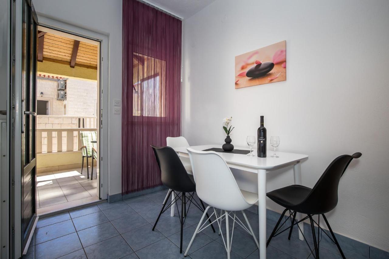 Apartmani Filipic Bol Exteriér fotografie